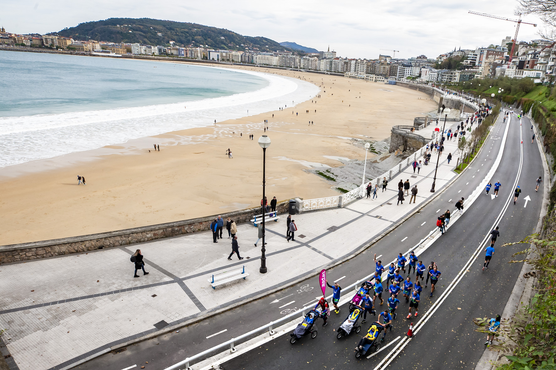 Equipo Zurich Aefat en Maratón San Sebastián 2022 5